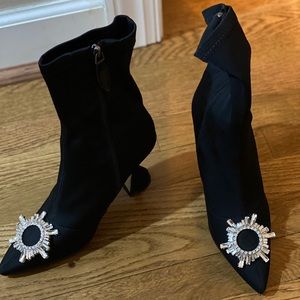 Beautiful Rhinestone Brooch Black booties